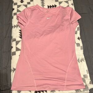 Nike dry fit shirt size xs